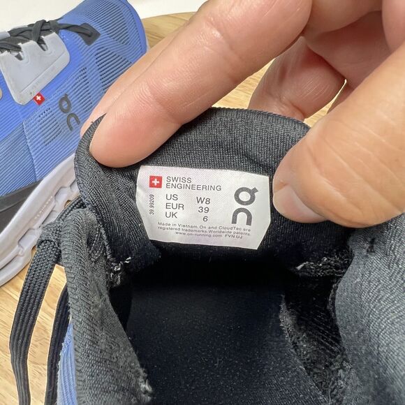 On Cloudstratus Mariana Blue Cloudtec Running Shoes (39.99209) Women's Size 8 - Picture 10 of 11